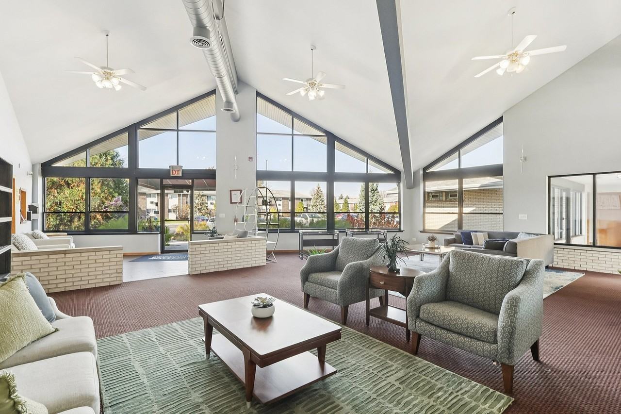 Park Ridge Commons - Photo 7 of 50