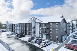 featured image of 564 N Triangle Dr