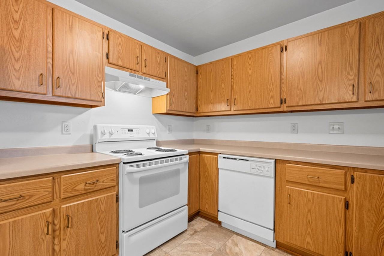 1614 Gateway Blvd. - Photo 2 of 50