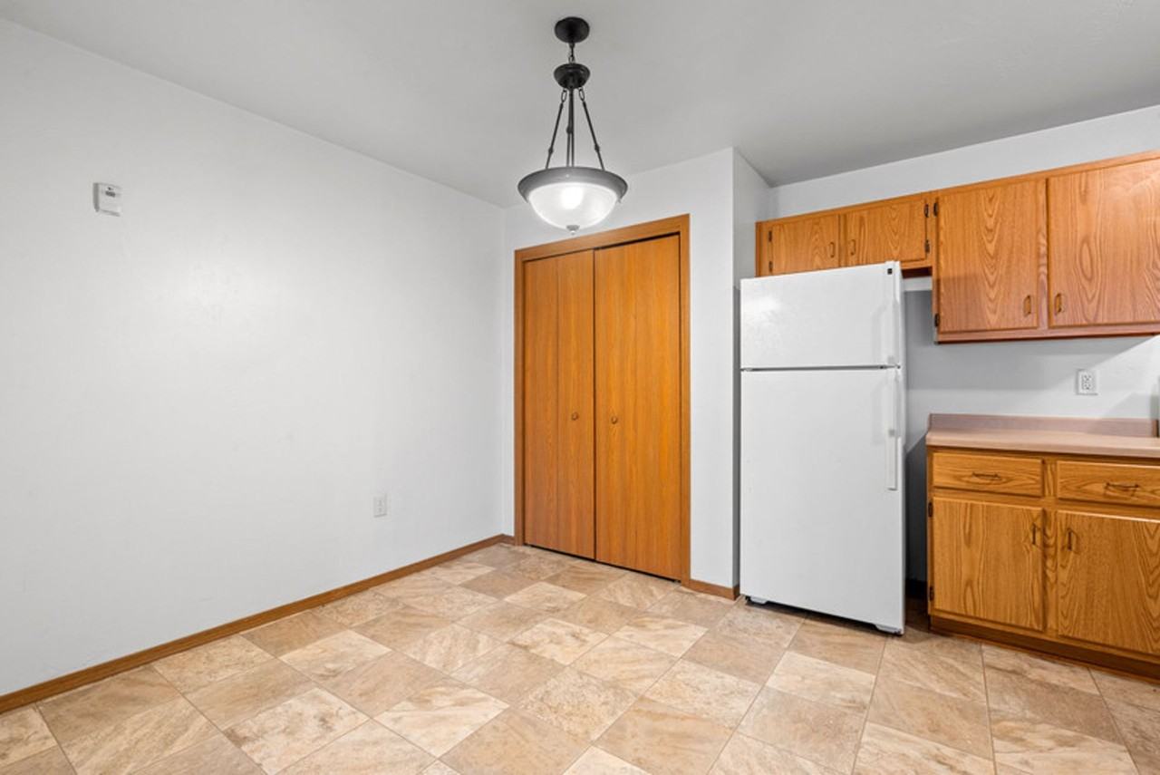 1614 Gateway Blvd. - Photo 6 of 50