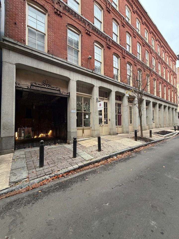 24 S Bank St #202 - Photo 2 of 16