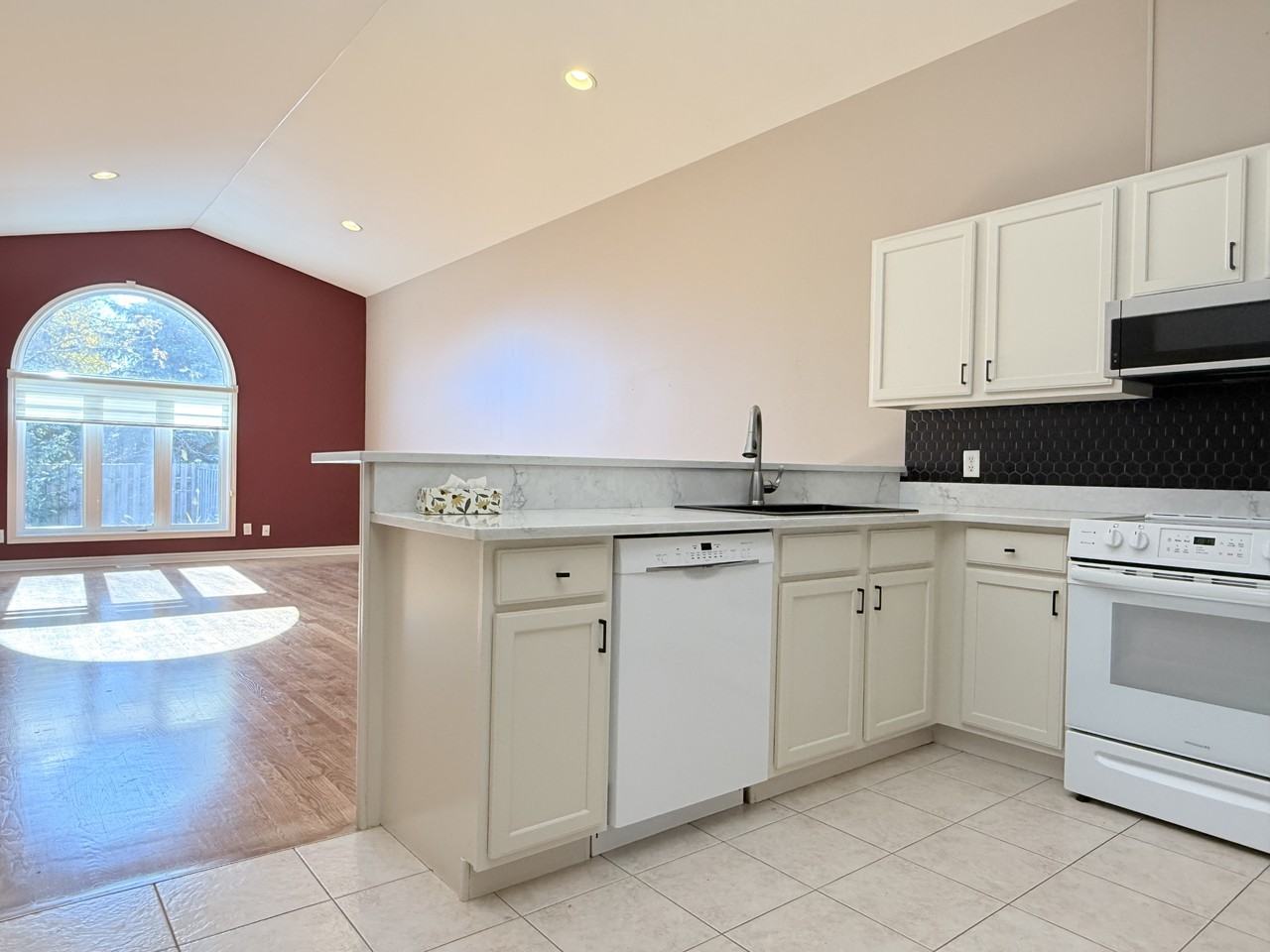 847 Cousineau Rd #1 - Photo 3 of 36