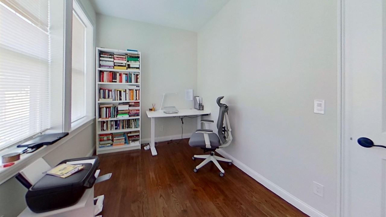 2017 Commonwealth Avenue - Photo 7 of 12