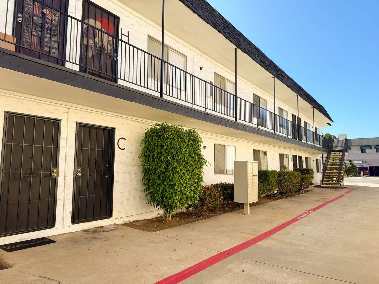 Chula Bella Apartments - Photo 3 of 6