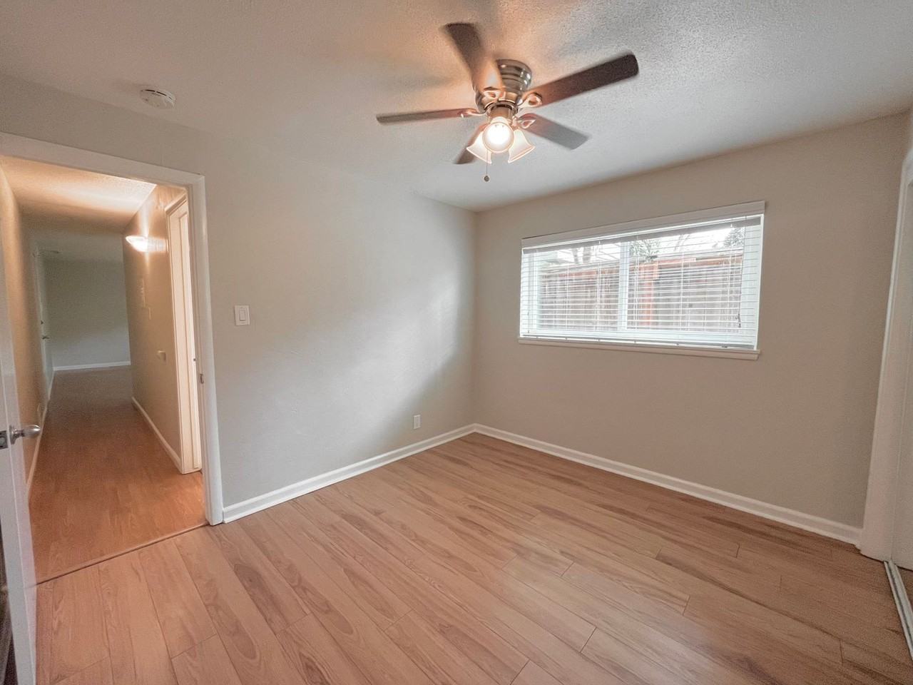 2414 Capitol Avenue - Photo 6 of 14