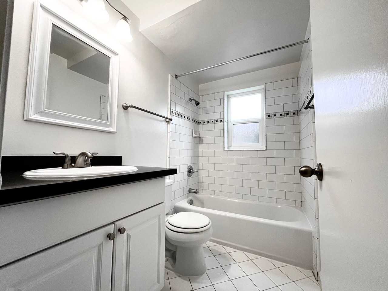 2414 Capitol Avenue - Photo 7 of 14