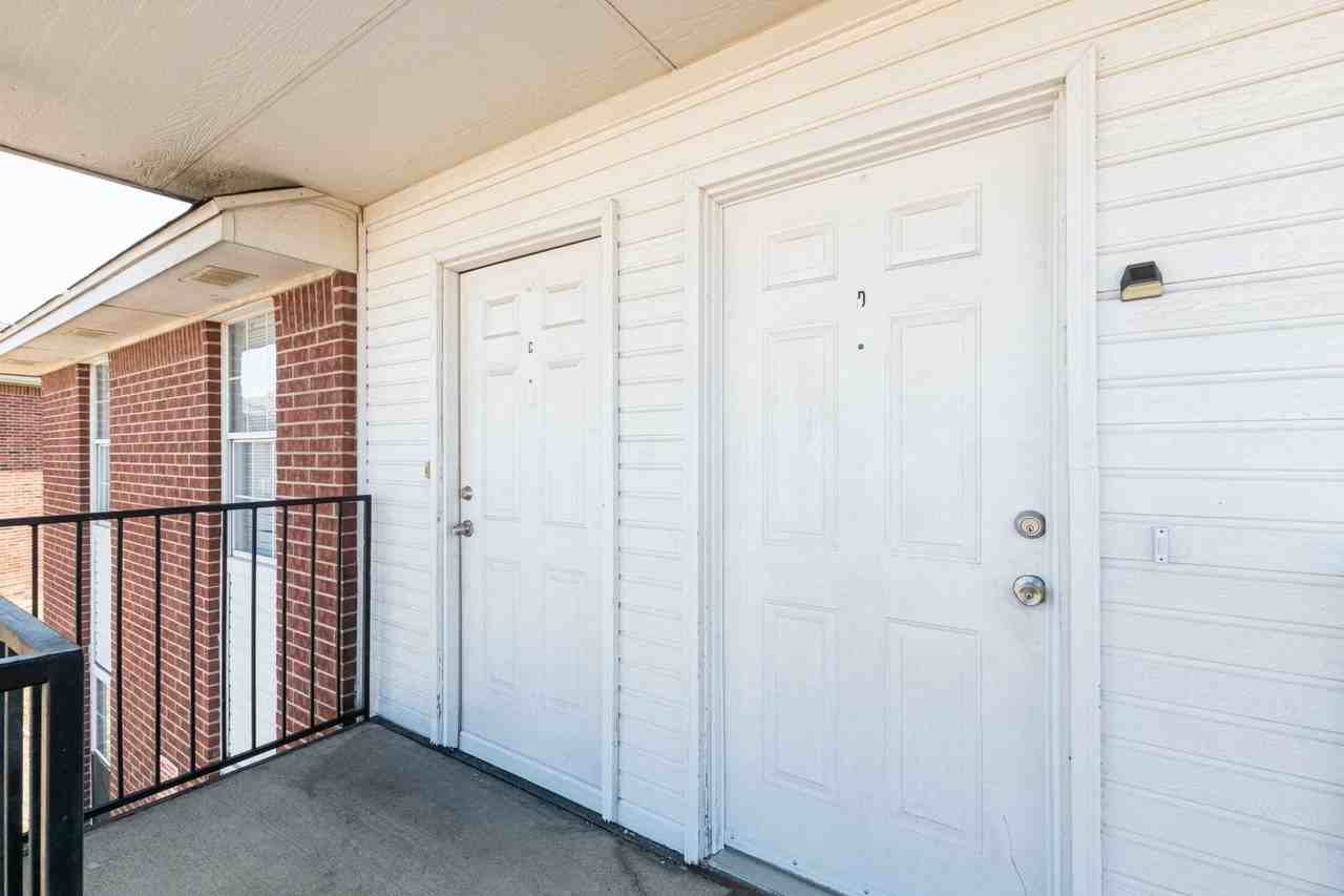 5904 Greengate Drive #D - Photo 2 of 19