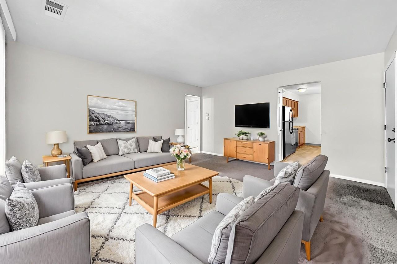 Clover Hills - Photo 3 of 25