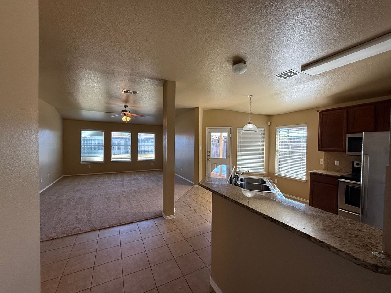 2539 Red Fern Dr - Photo 5 of 25