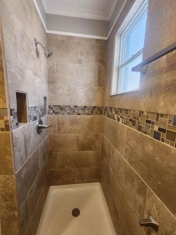 1449 Locust St #4 - Photo 6 of 13