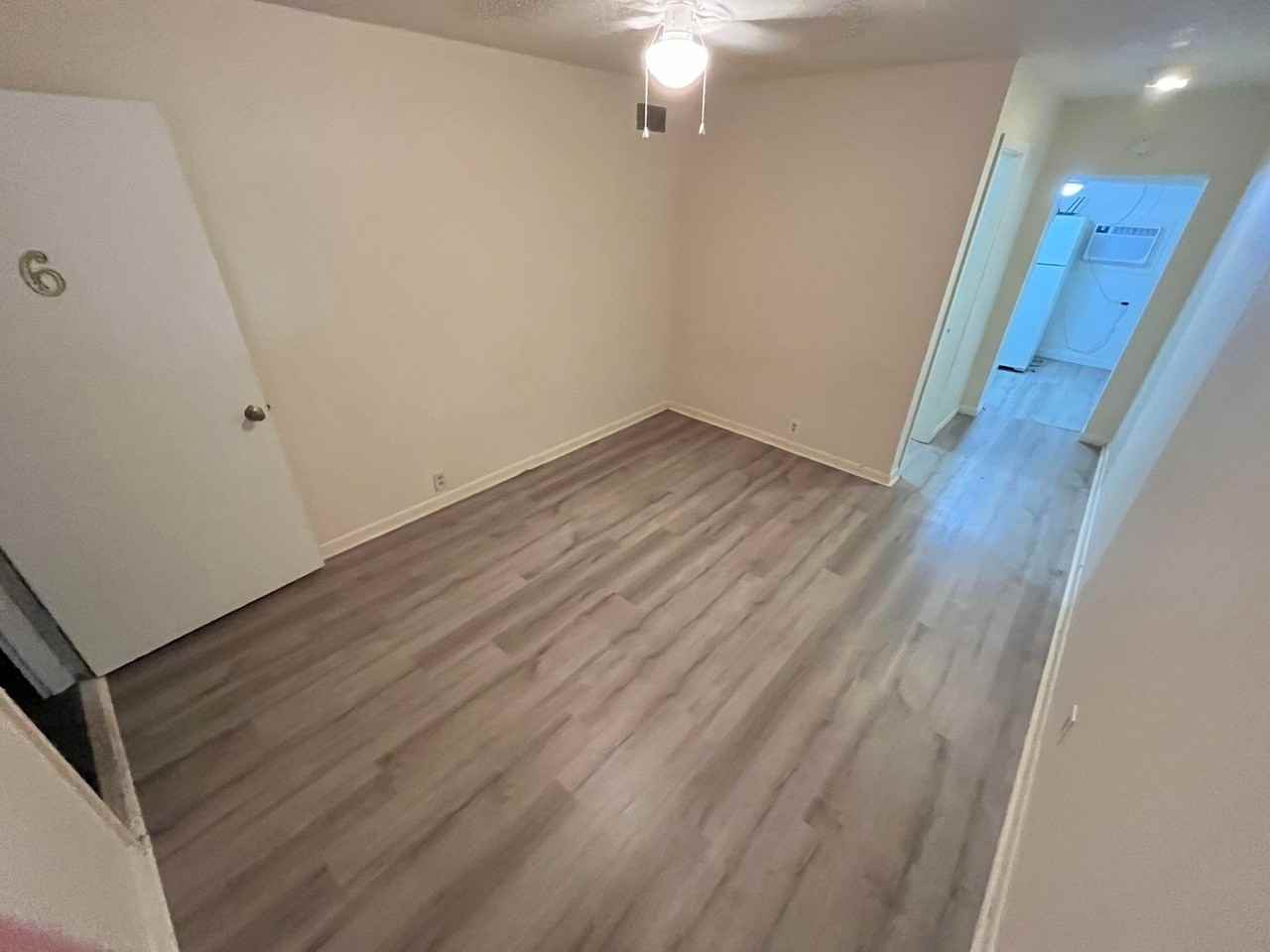 RENT SUX - 110 ALDERSON STREET - Photo 4 of 8