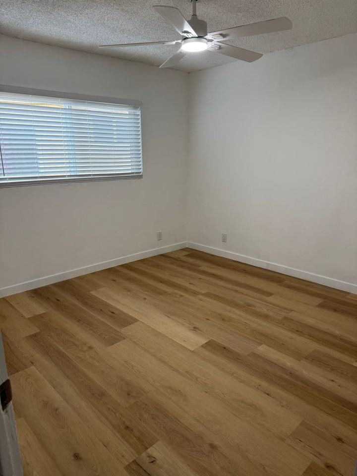 13801 - 13817 Van Ness Ave - Photo 5 of 15