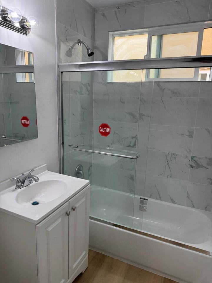 13801 - 13817 Van Ness Ave - Photo 6 of 15