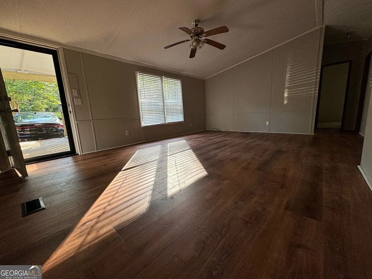 919 Louis Road - Photo 5 of 16