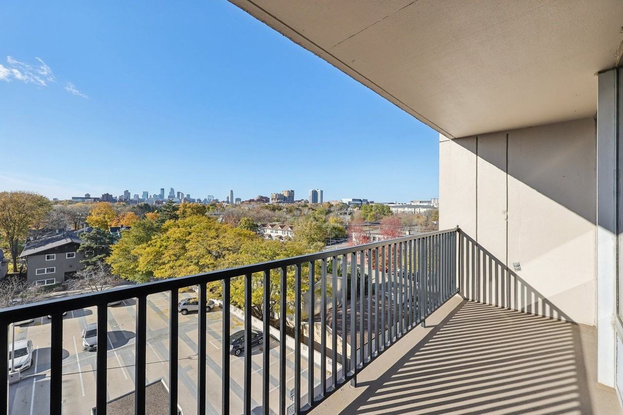 Thornton Place Apartments - Photo 3 of 13