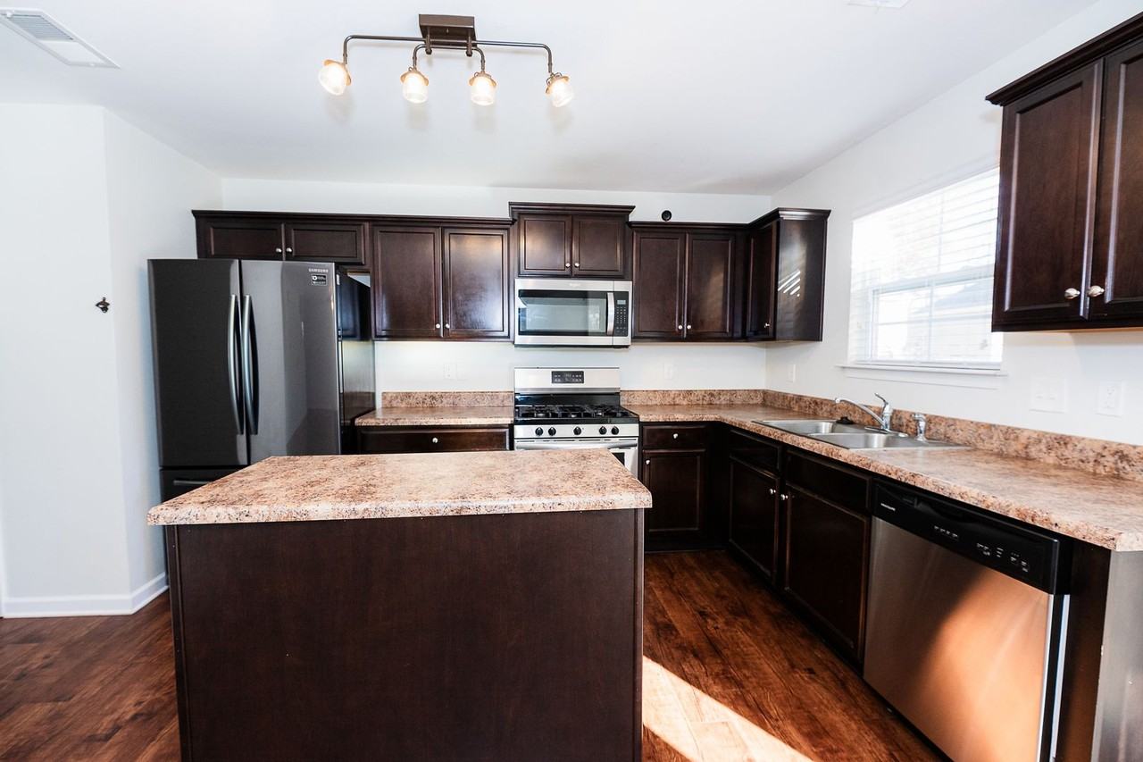 4501 4501 Cattle Way - 4501 Cattle Way - Photo 6 of 32