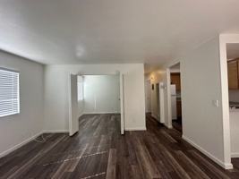 featured image of 960 W Chestnut Ave