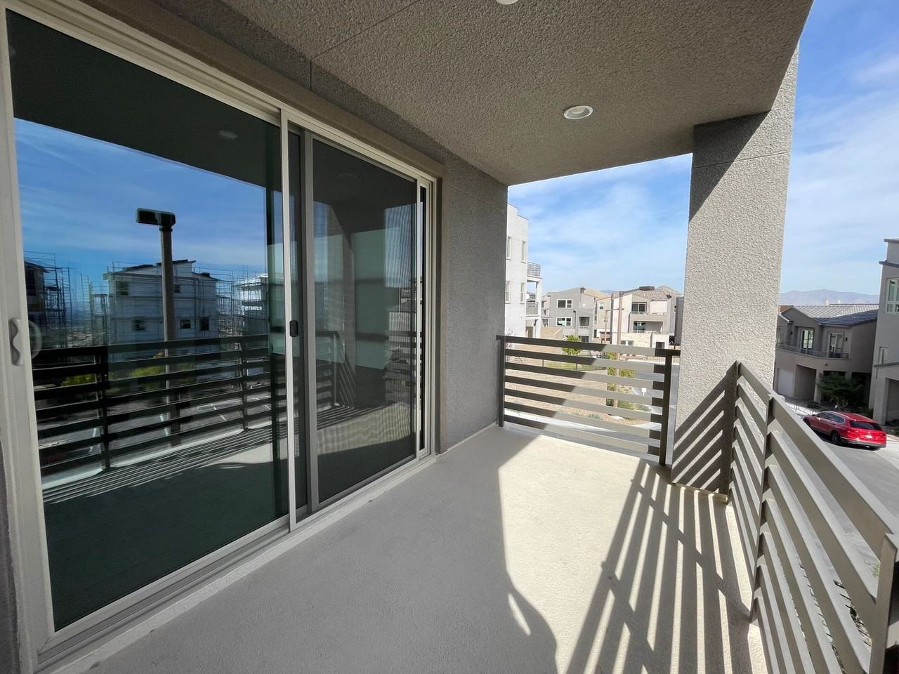 11527 Hawking Ave - Photo 3 of 18