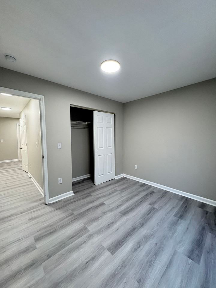 4750 Kingsmead Pl #4750H - Photo 4 of 41