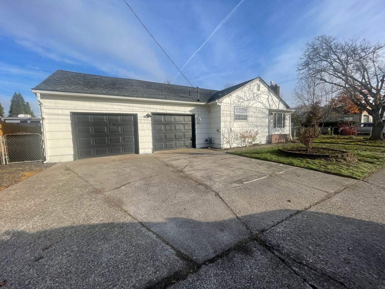 515 E Elmore St - Photo 2 of 50