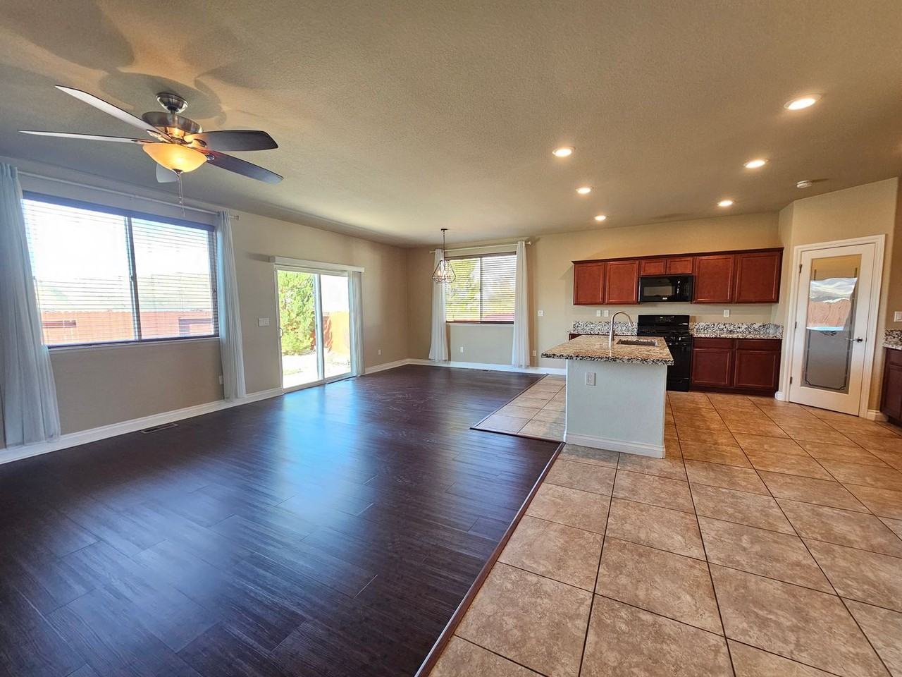 18187 Kodiak Bear Court - Photo 6 of 29