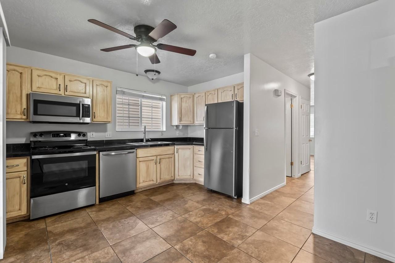 North Ogden Townhomes - Photo 2 of 2