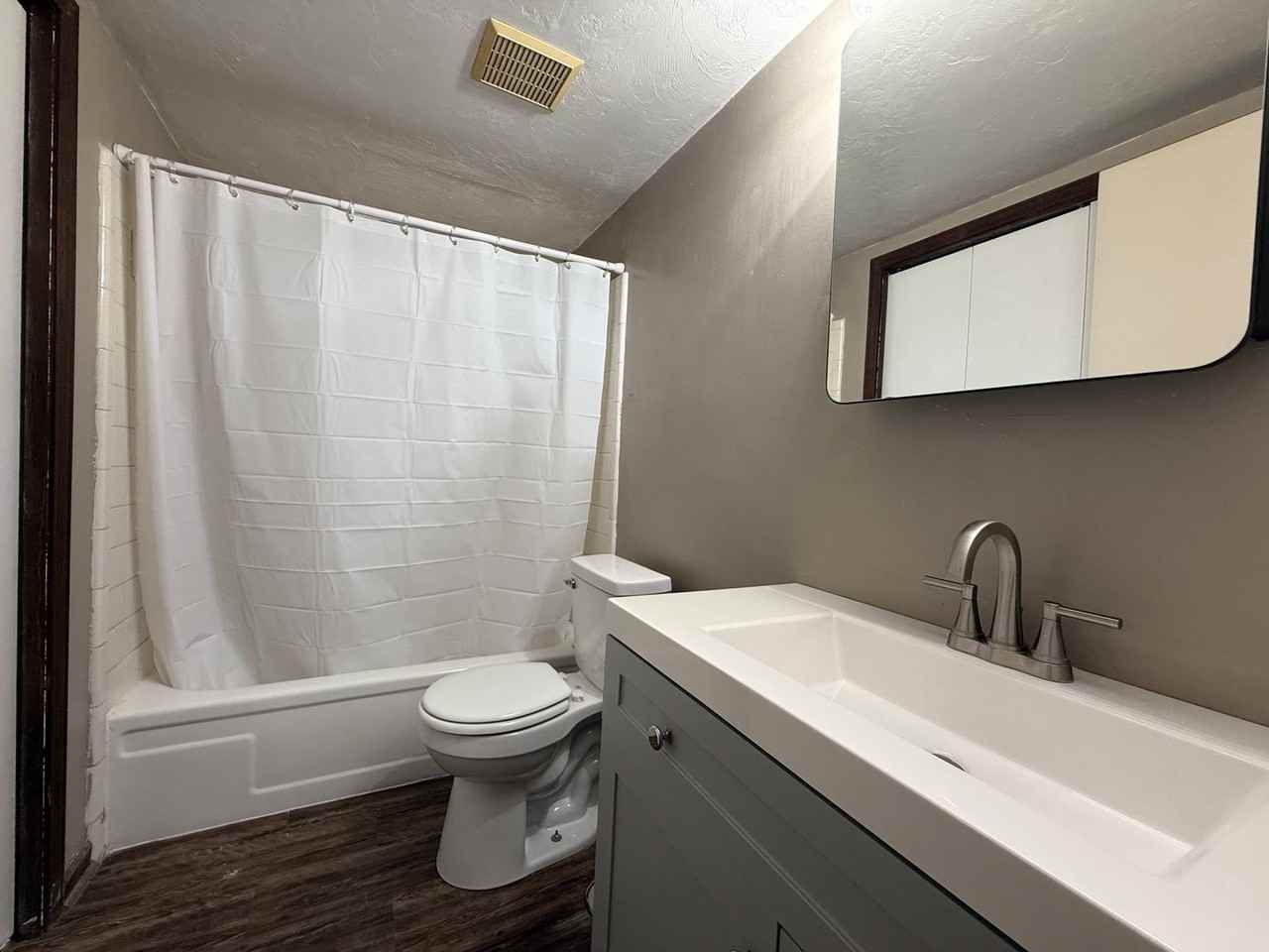 32301 North Monroe Street - Photo 3 of 9