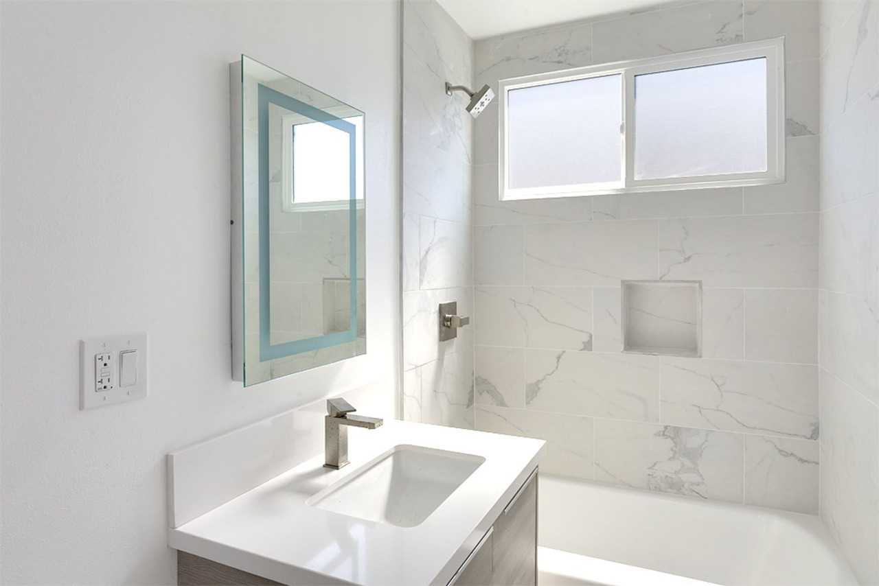 4233 Burns Ave - Photo 7 of 11