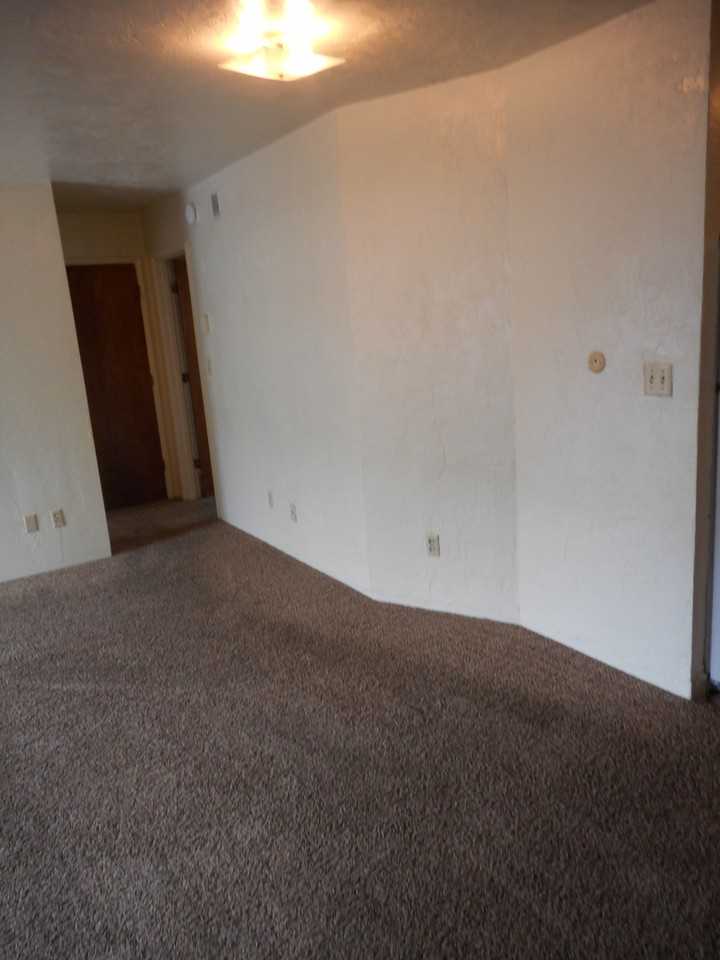 purvis06 1647 Mill St - Photo 3 of 25