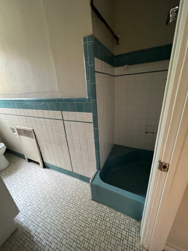 3751 Sunrise Ave - Photo 2 of 13