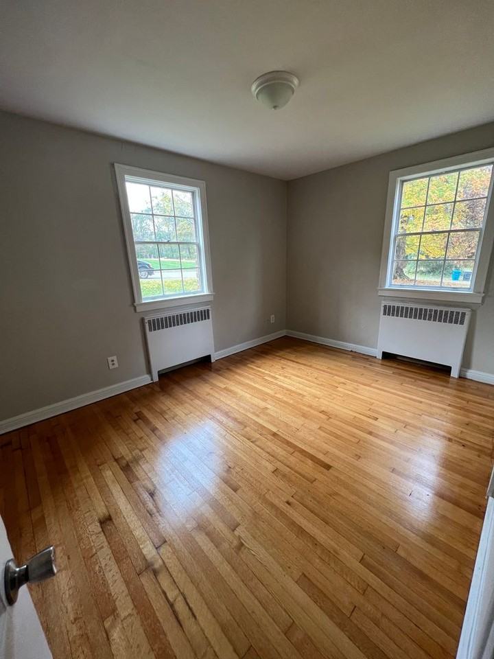 3751 Sunrise Ave - Photo 4 of 13