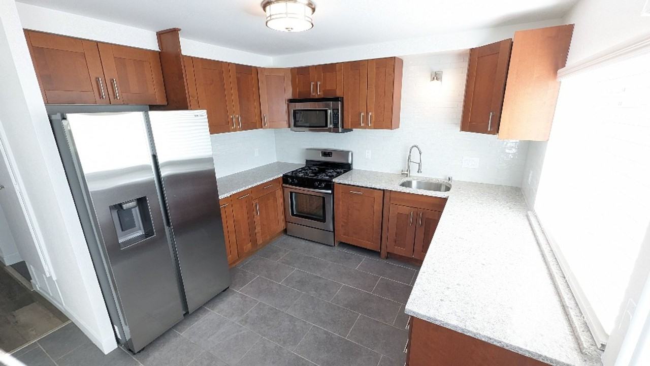 10809 Escobar Dr - Photo 3 of 24