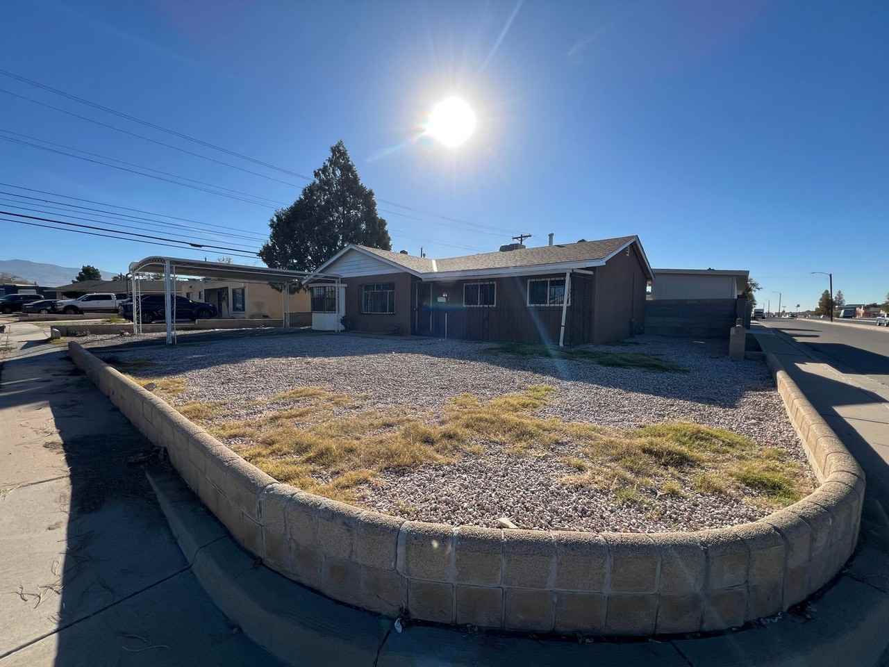 3602 Cherokee Rd Ne - Photo 2 of 25