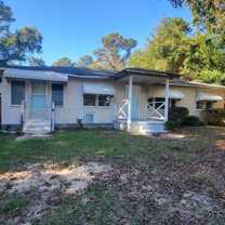 112 Circle Dr - Photo 1 of 1