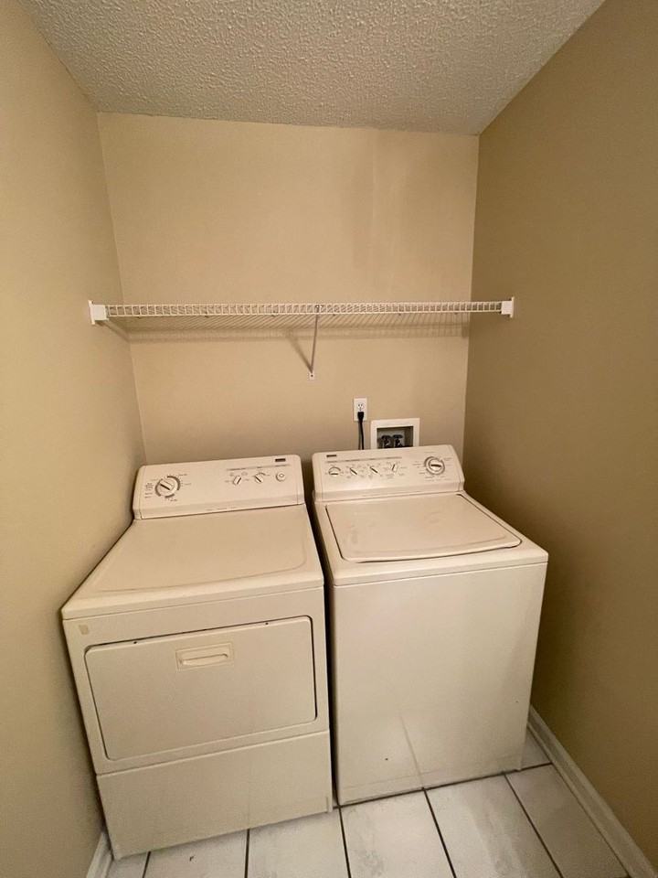 38 Woodfield Pl - Photo 6 of 35