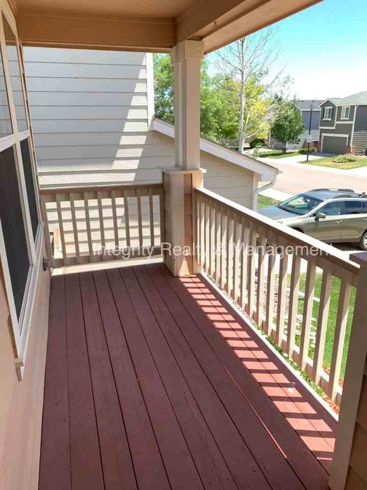 9931 Saybrook St - Photo 6 of 35