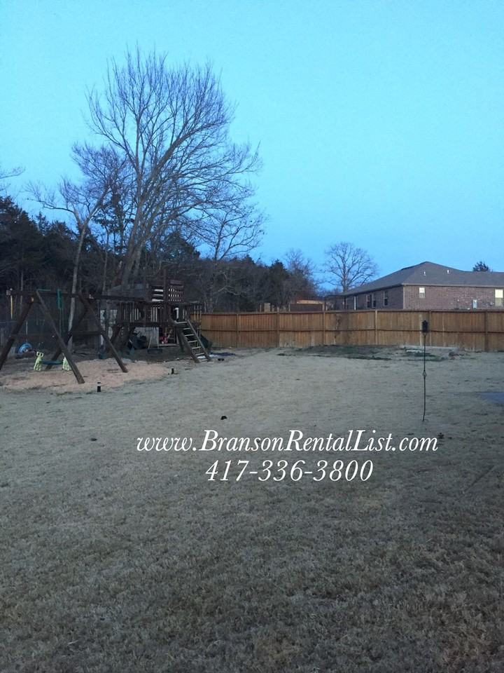 230 Prairie Drive - Photo 4 of 36