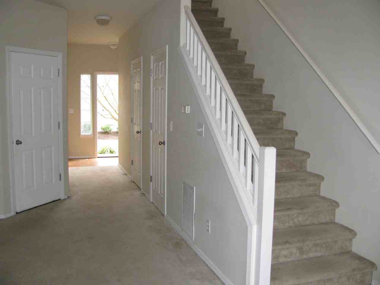 4327 Se Chelsea Ln - Photo 3 of 12