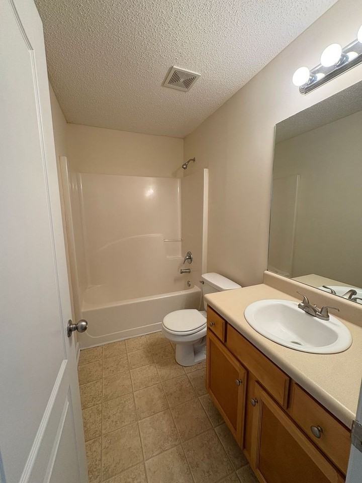 124 Fern Ridge Ct - Photo 7 of 16