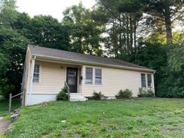 featured image of 225 Pine St