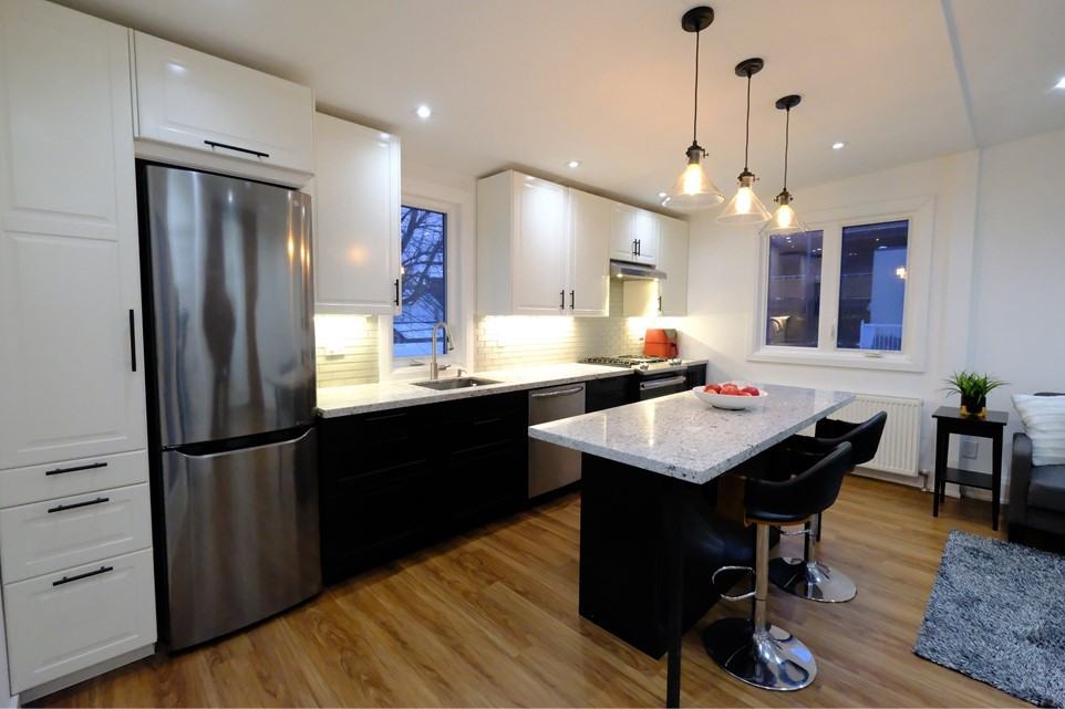 326 High Park Avenue #4 - Photo 6 of 13