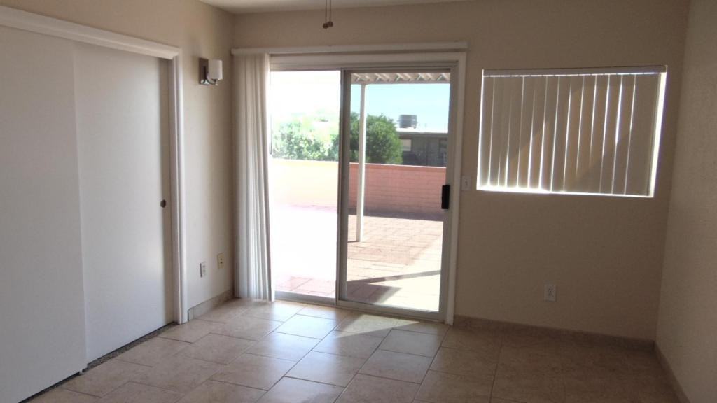 428 N Calle Del Diablo - Photo 7 of 20