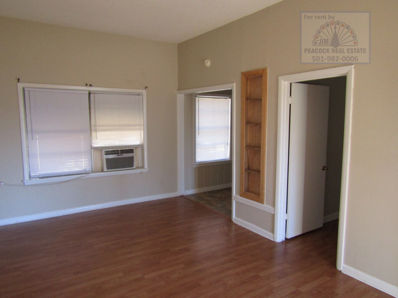205 Jones St - Photo 2 of 4