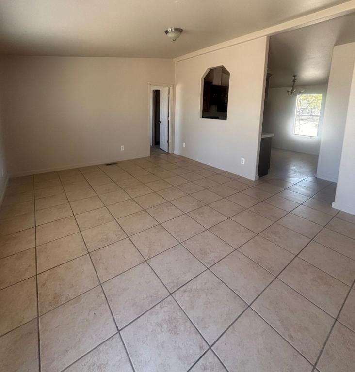 1219 E 35th St - Photo 5 of 15