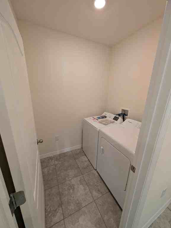 1331 Lawndale Ct - Photo 7 of 25