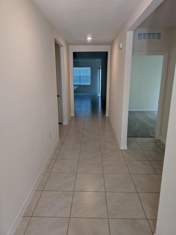 1339 Lawndale Ct - Photo 2 of 25