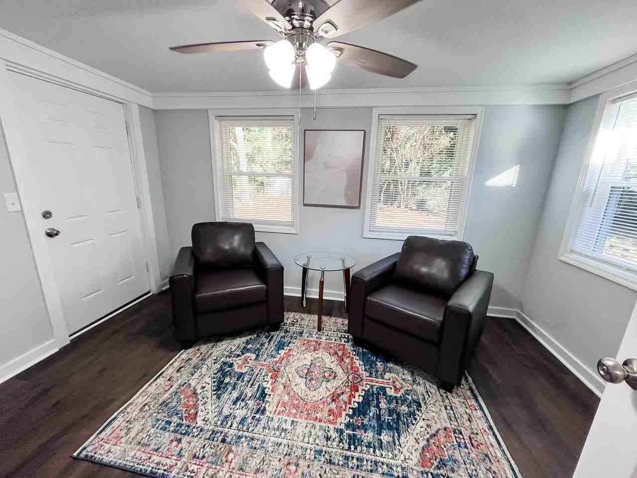 217 Bamboo Dr - Photo 6 of 12