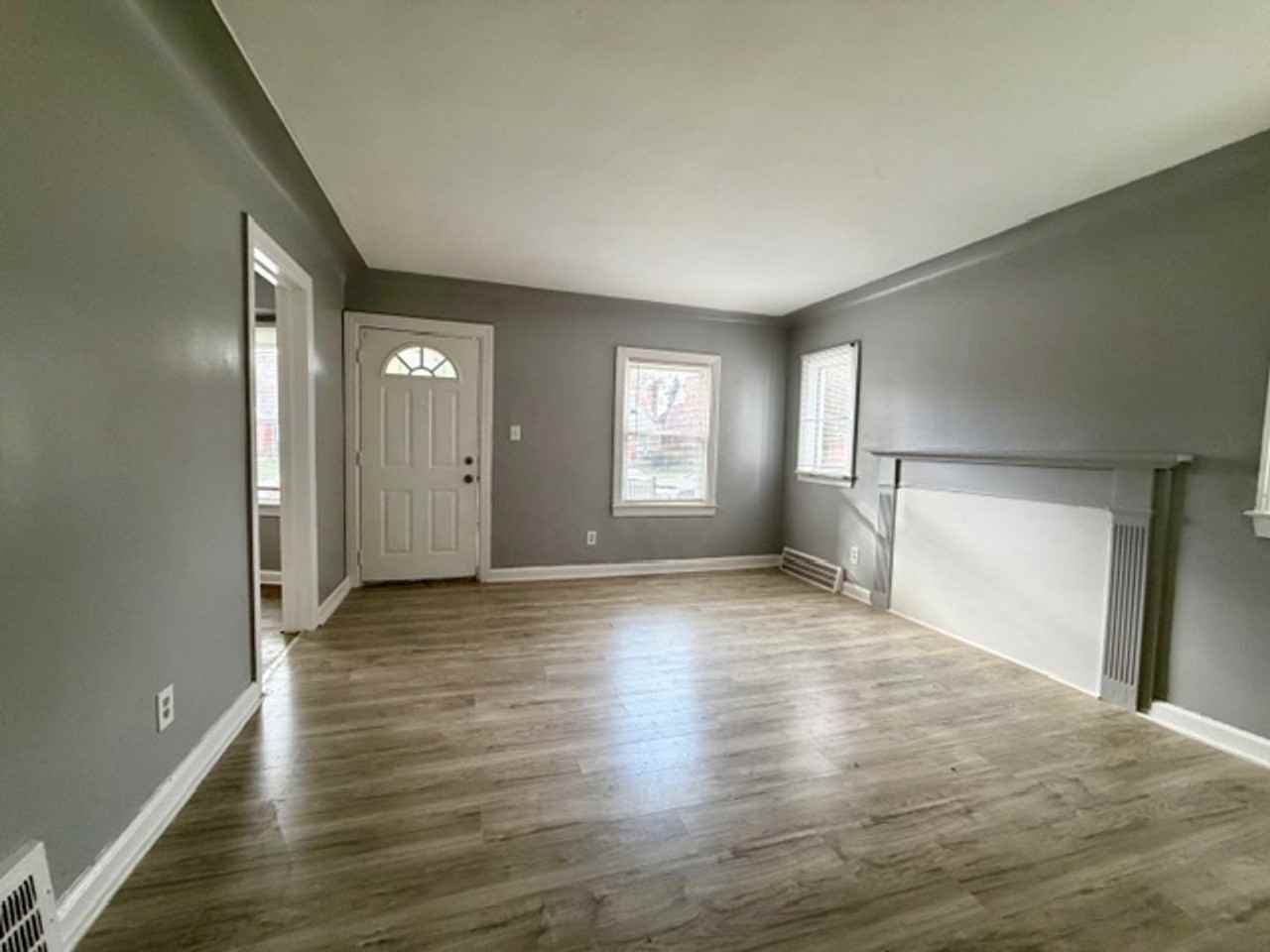 9566 Whitcomb St - Photo 5 of 12