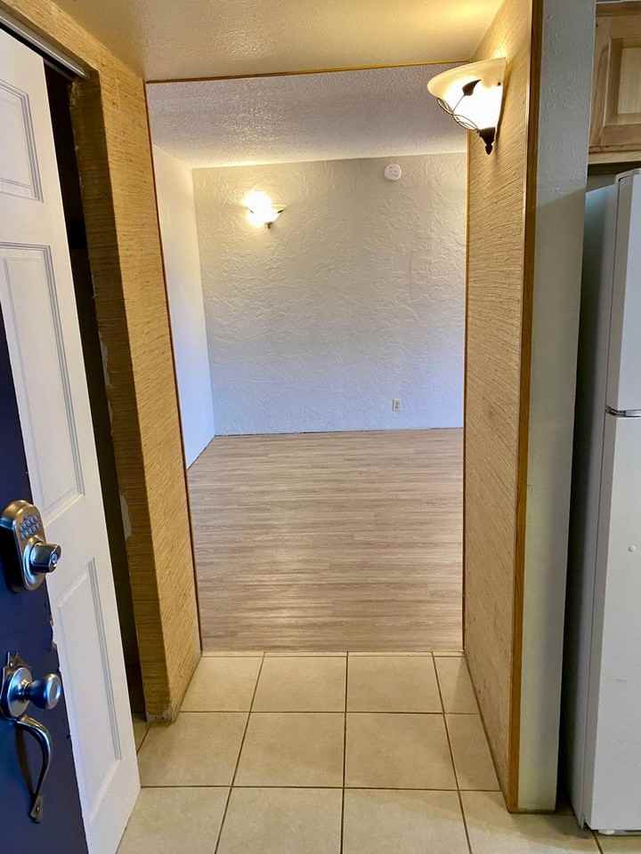 805 29th St #452 - Photo 3 of 18