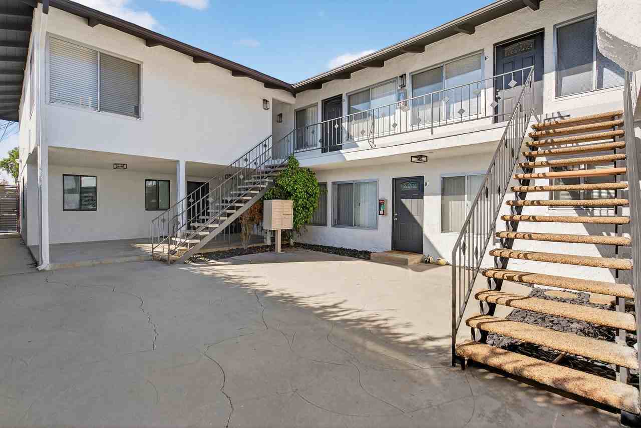 1751 Cabrillo Ave - Photo 5 of 5